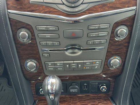 Used 2020 Nissan Armada Platinum w/ Captain's Chairs Package AWD/4WD image 19