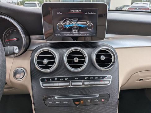 Used 2018 Mercedes-Benz GLC 300 image 14