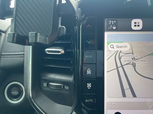 Used 2024 RAM 1500 Laramie image 23