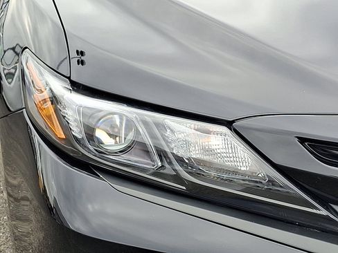 Certified 2023 Toyota Camry SE image 10