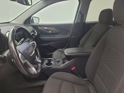 Used 2020 GMC Terrain SLE w/ Driver Convenience Package AWD/4WD image 17