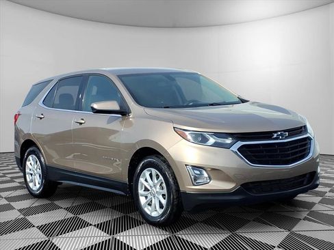 Used 2019 Chevrolet Equinox LT image 1