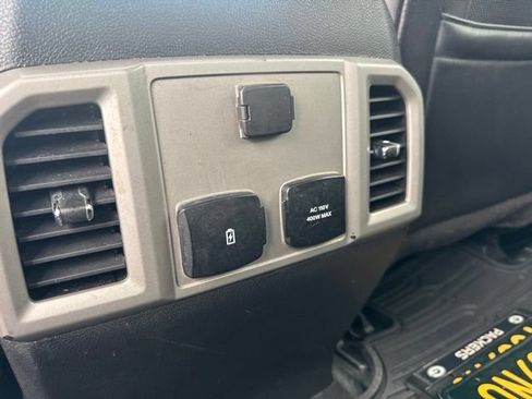 Used 2019 Ford F250 Lariat w/ Lariat Ultimate Package AWD/4WD image 37