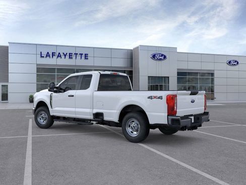 New 2026 Ford F250 XL w/ XL Chrome Package image 4