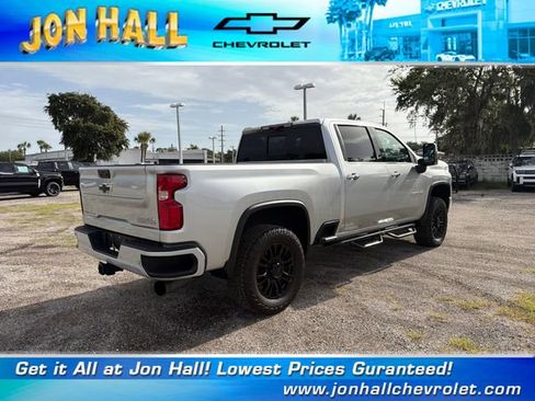 Used 2023 Chevrolet Silverado 2500 High Country w/ Z71 Off-Road Package AWD/4WD image 9