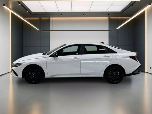 Certified 2026 Hyundai Elantra Sport FWD image 2