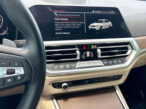 Used 2021 BMW 330i Sedan w/ Convenience Package RWD image 27