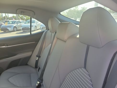 Certified 2023 Toyota Camry SE FWD image 12