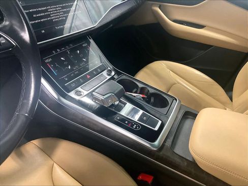Used 2022 Audi Q7 3.0T Premium w/ Convenience Package image 21