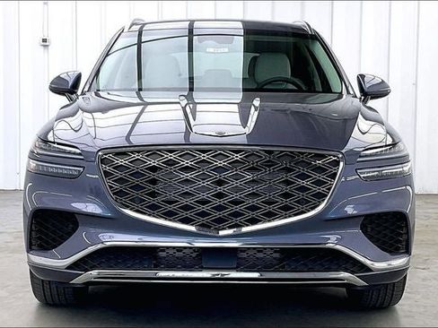 New 2026 Genesis GV70 2.5T AWD/4WD image 3