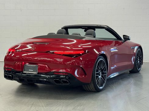 Used 2022 Mercedes-Benz SL 63 AMG 4MATIC image 9