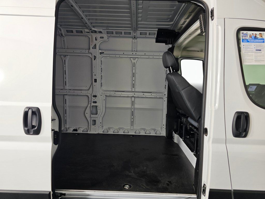 New 2026 RAM ProMaster 2500 FWD image 31