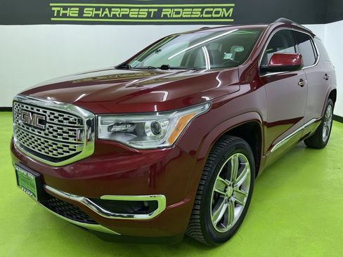 Used 2019 GMC Acadia Denali image 5