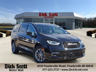 New 2026 Chrysler Pacifica Select