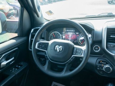 Used 2025 RAM 1500 Big Horn AWD/4WD image 30