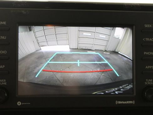 Used 2021 Toyota RAV4 XLE AWD/4WD image 41