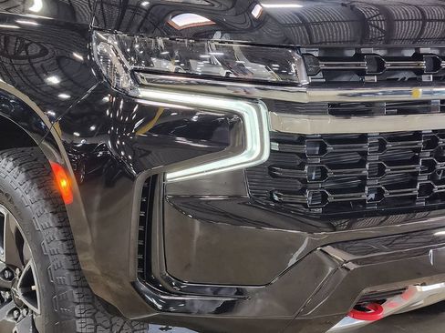Used 2021 Chevrolet Tahoe Z71 AWD/4WD image 13