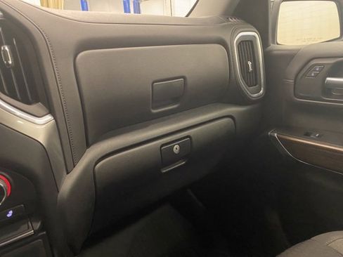 Used 2021 Chevrolet Silverado 1500 LT Trail Boss w/ Bed Protection Package image 18