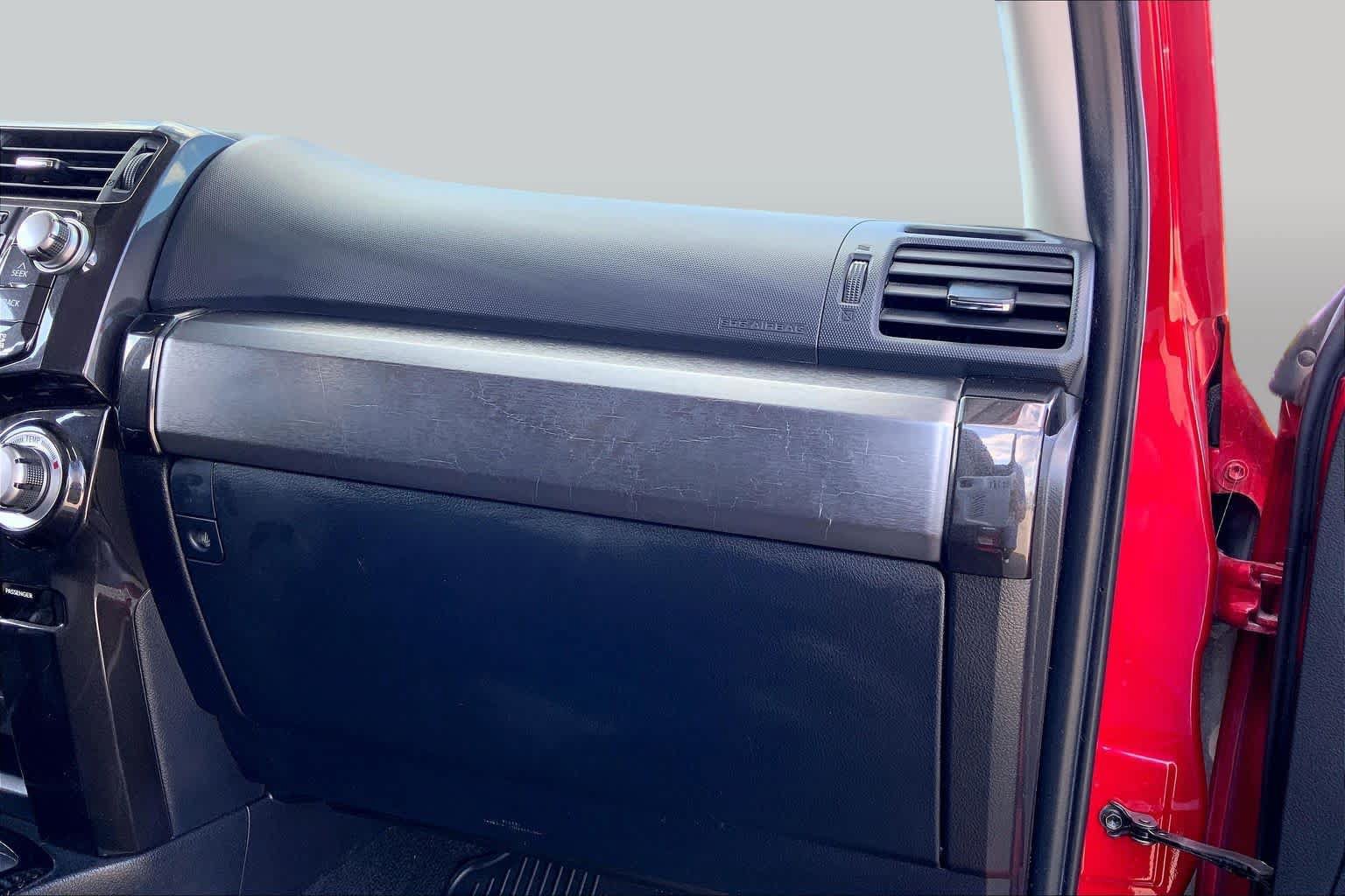 Used 2019 Toyota 4Runner TRD Off-Road Premium AWD/4WD image 18