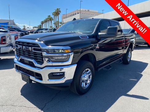 Used 2025 RAM 2500 Tradesman w/ Chrome Appearance Group AWD/4WD image 1