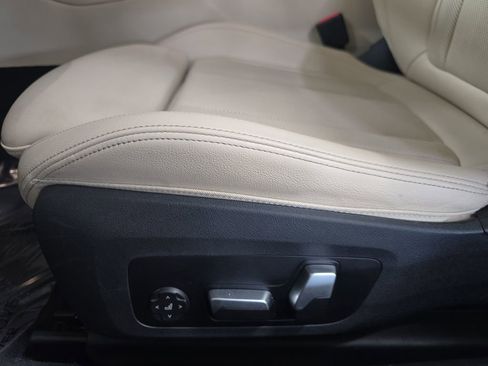 Used 2023 BMW 430i Convertible w/ Parking Assistance Package image 28