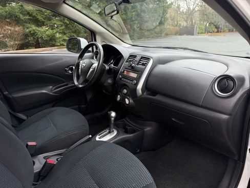 Used 2014 Nissan Versa Note SV image 11