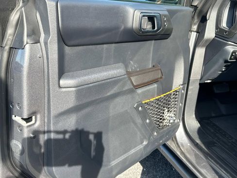 Used 2024 Ford Bronco Badlands image 50