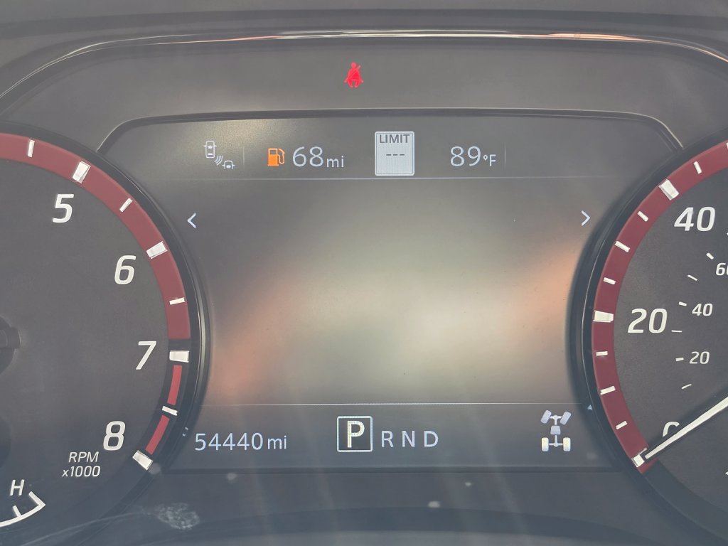 Used 2023 Nissan Frontier PRO-4X w/ Pro Convenience Package AWD/4WD image 17