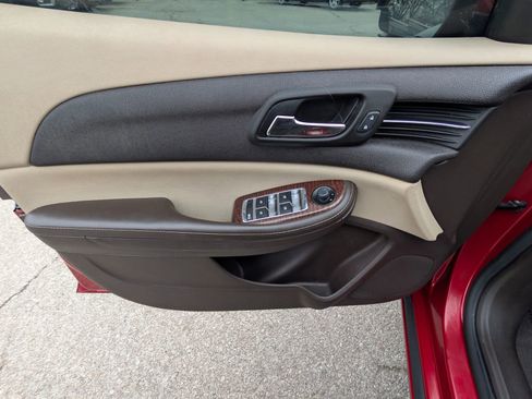 Used 2013 Chevrolet Malibu LT image 10