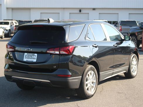 Used 2023 Chevrolet Equinox LT FWD image 7