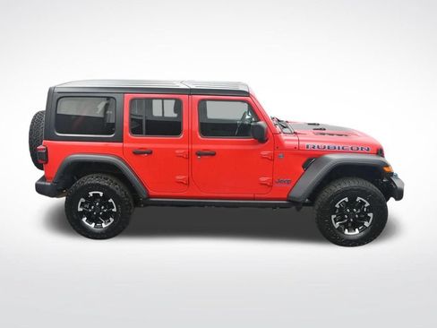 Used 2024 Jeep Wrangler Unlimited Rubicon 4xe AWD/4WD image 26