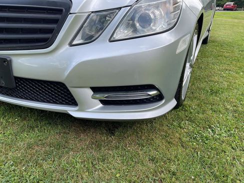 Used 2013 Mercedes-Benz E 350 4MATIC Sedan image 28