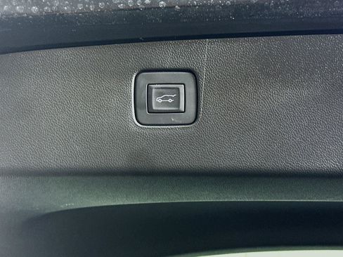 Used 2025 Buick Envista Preferred w/ Convenience I Package FWD image 29