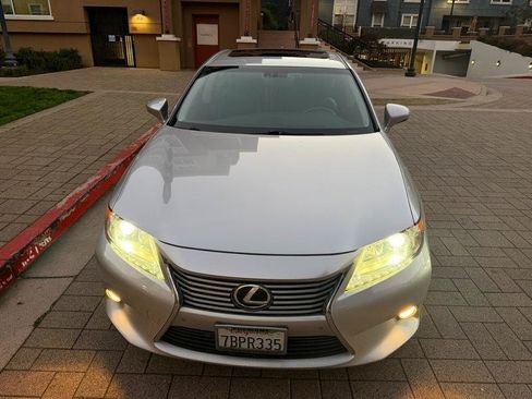 Used 2013 Lexus ES 350 w/ Luxury Pkg FWD image 27
