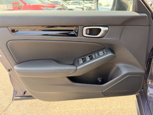 Used 2023 Honda Civic Sport Touring image 11