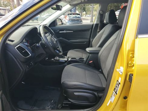 Used 2023 Kia Seltos S w/ Navigation Package image 21