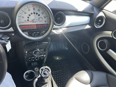 Used 2014 MINI Cooper Clubman S FWD image 18