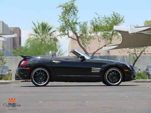 Used 2005 Chrysler Crossfire SRT-6 RWD image 2