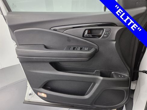 Used 2023 Honda Passport Elite image 36