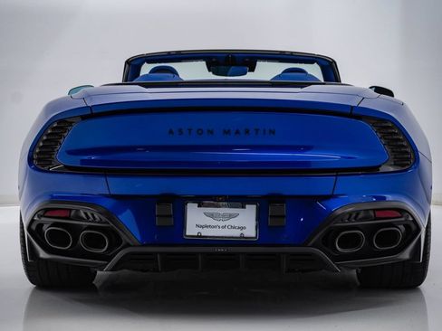 Used 2026 Aston Martin Vanquish Convertible RWD image 9