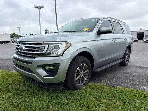 Used 2021 Ford Expedition XLT AWD/4WD image 3