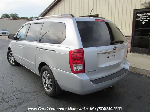 Used 2014 Kia Sedona LX w/ Power Package image 4