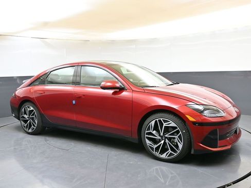 Used 2024 Hyundai Ioniq 6 Limited image 7