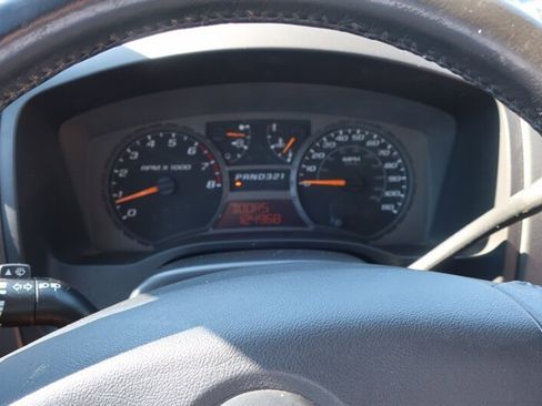 Used 2004 GMC Canyon SLE image 20