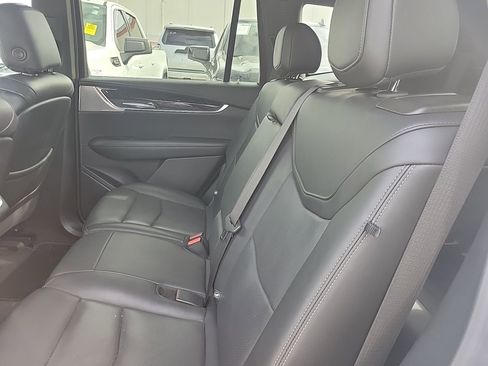 Used 2022 Cadillac XT6 Premium Luxury image 22