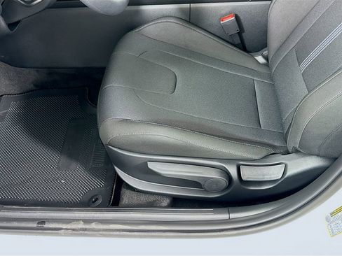 New 2026 Hyundai Elantra SE w/ Cargo Package image 19
