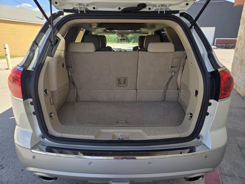 Used 2012 Buick Enclave Premium w/ Trailering Provision Package FWD image 19