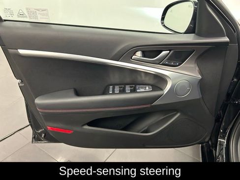 Used 2025 Genesis G70 3.3T Advanced image 20