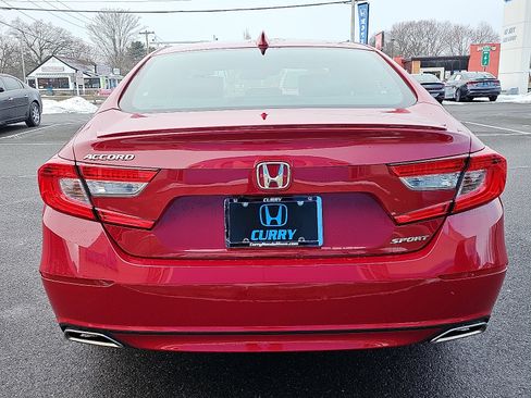 Used 2018 Honda Accord Sport image 5