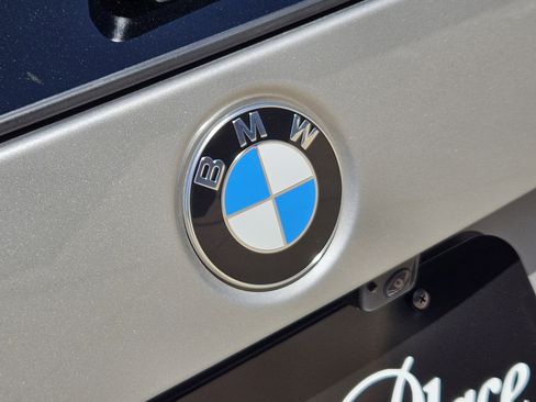 Used 2025 BMW X1 xDrive28i image 9